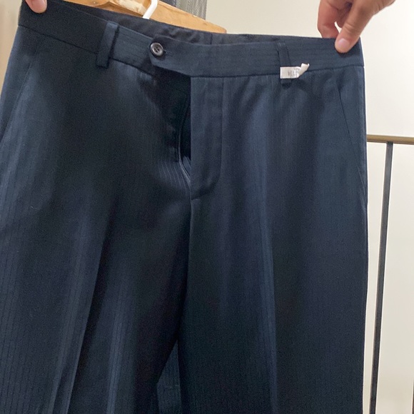 3-piece custom navy suit. - Picture 5 of 6